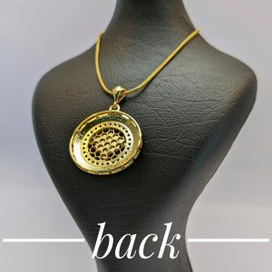 مدال ورساچه نگین دار | فروشگاه اینترنتی گلدید