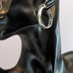 گوشواره حلقه ای سفید | فروشگاه اینترنتی گلدید