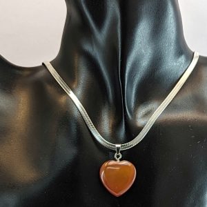 گردنبند قلب عقیق | فروشگاه اینترنتی گلدید