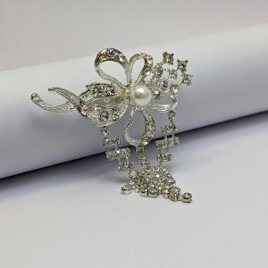 گل سینه مجلسی | فروشگاه اینترنتی گلدید