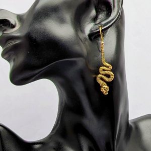 گوشواره طرح مار | فروشگاه اینترنتی گلدید